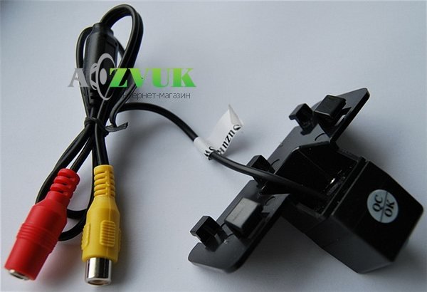 Штатная камера Globex CM1053 Suzuki Swift