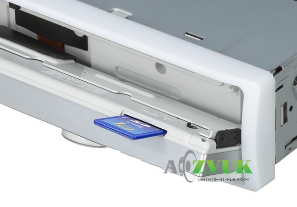 Автомагнитола Clarion FB288RBT