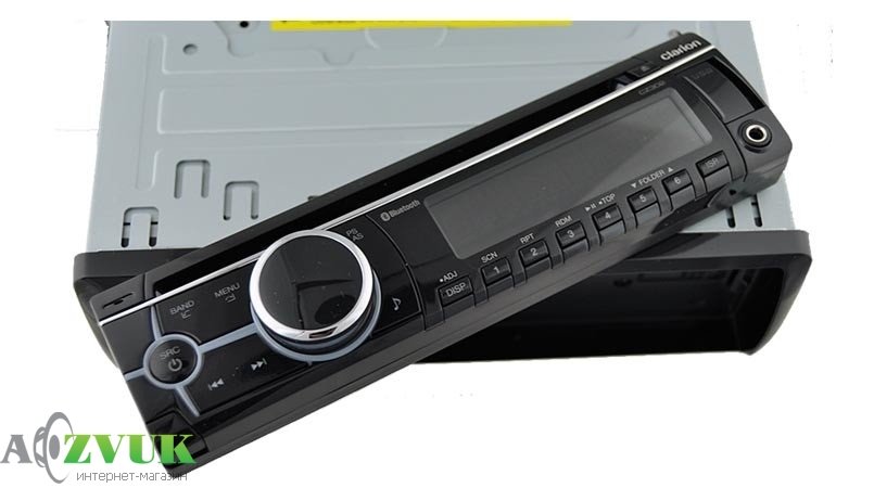 Автомагнитола Clarion CZ302E