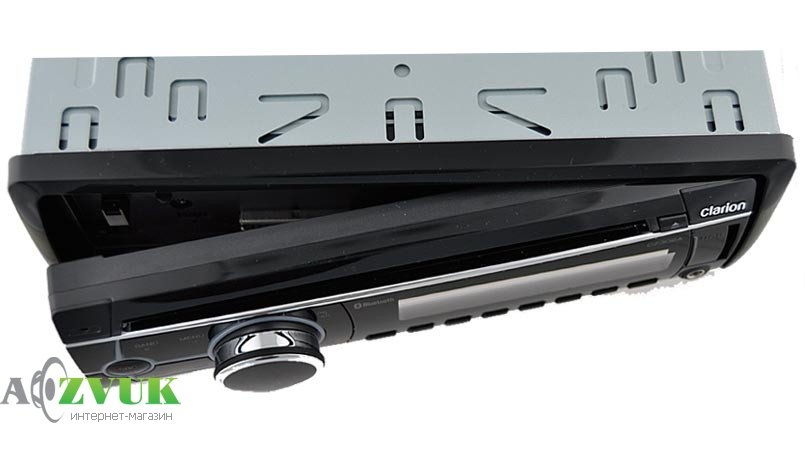 Автомагнитола Clarion CZ302E